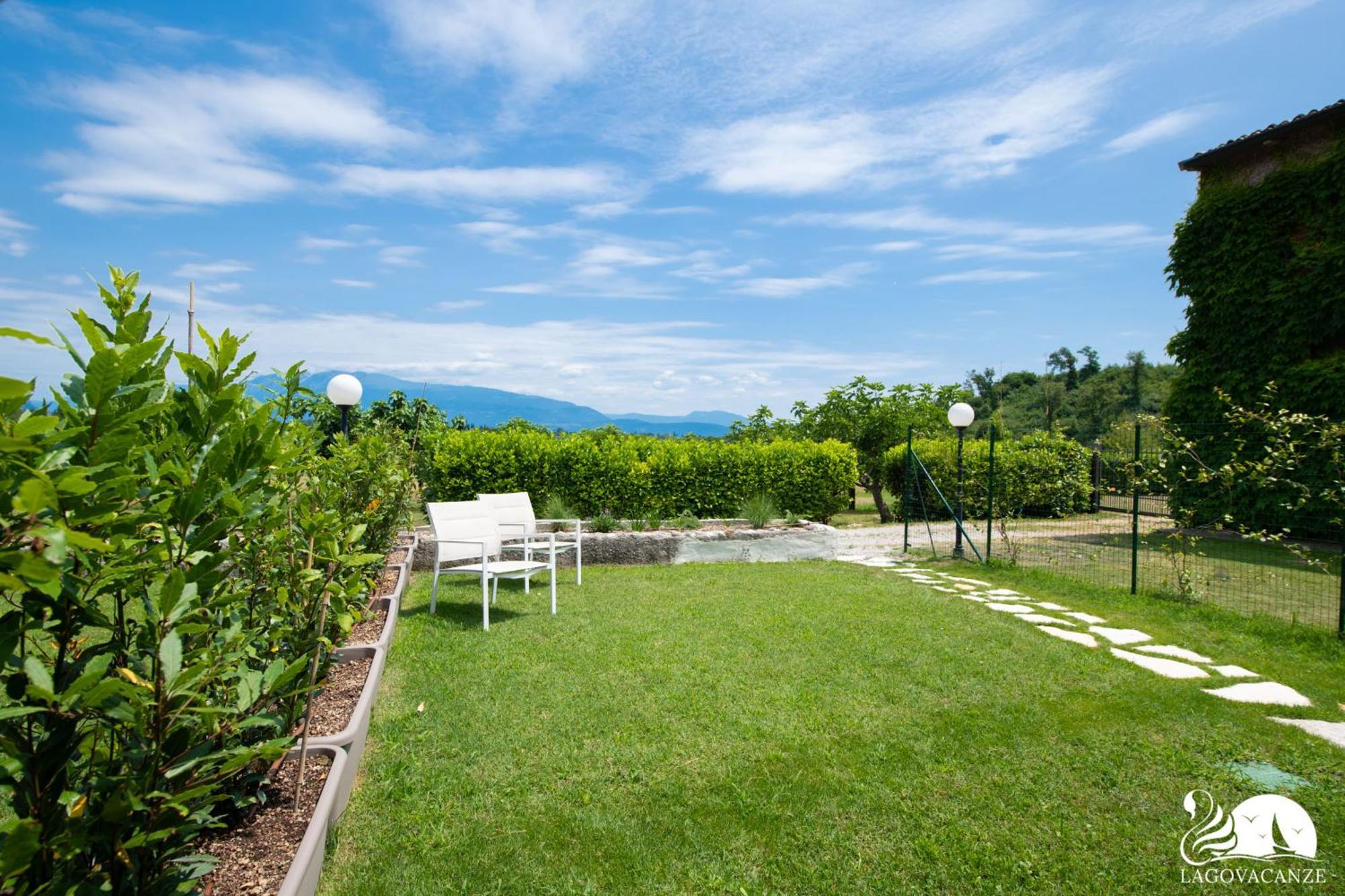 Il Podere Del Bardo Puegnago Luaran gambar