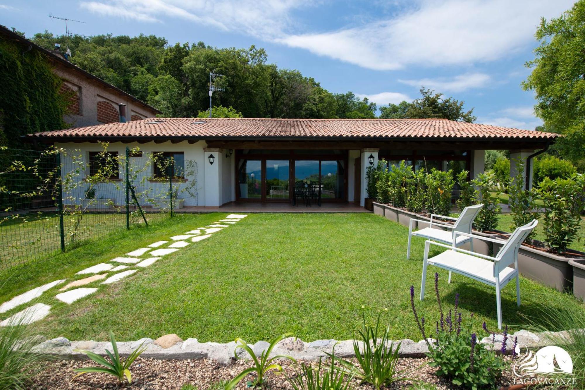 Il Podere Del Bardo Puegnago Luaran gambar